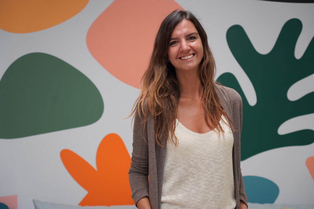 Isabel Pérez de Aefy en el pódcast de nos hacemos mayores, donde hablamos de los veneficios del yogur en las personas mayores