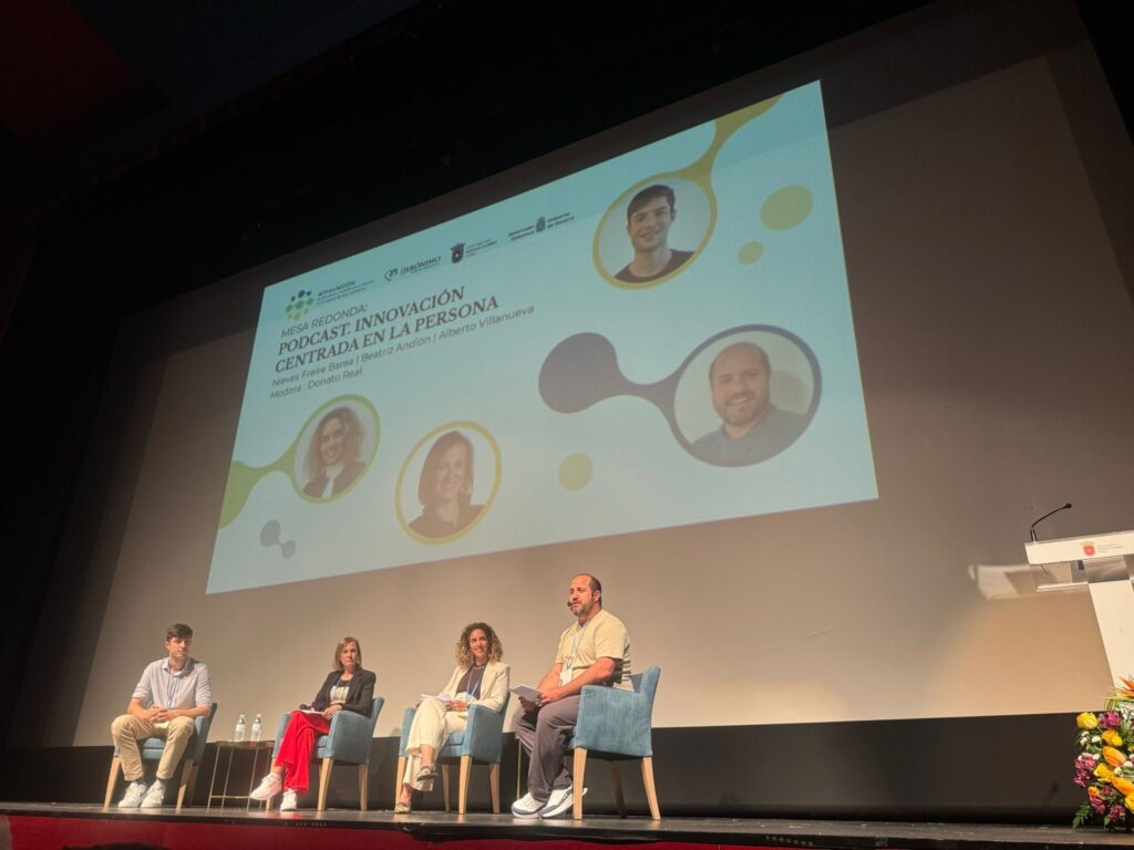 podcast en san jeronimo, innovacion en la atencion dentrada en la persona